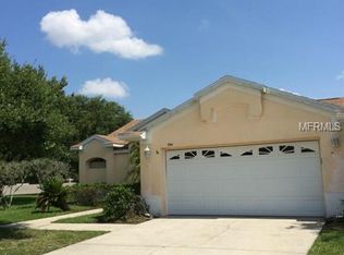 394 Fountainview Cir, Oldsmar, FL 34677