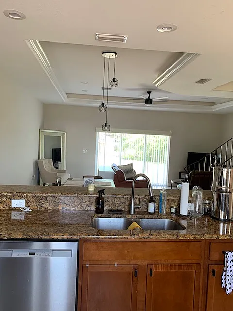 109 Sparrow Ave — Photo 3