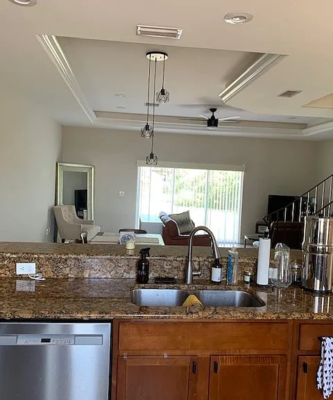 109 Sparrow Ave — Photo 3