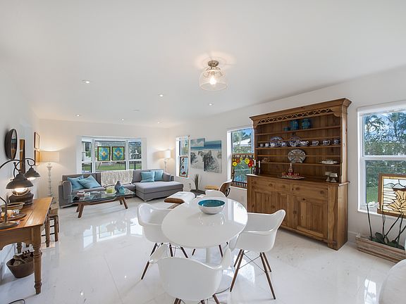Living/dining open space
