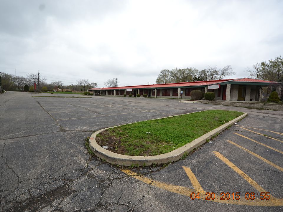 1st image of 1101 North La Fox