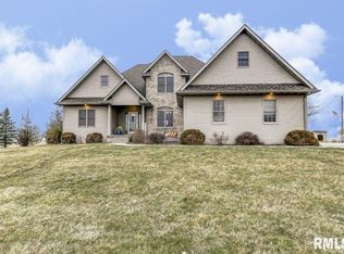 4565 W Divernon Rd, Auburn, IL 62615