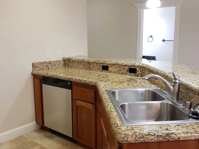 Ridgestone Villas - 870 Mission Sierra — Photo 37