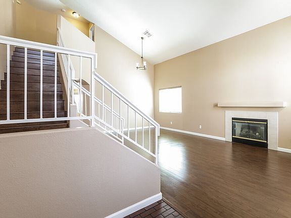 5th image of 4630 Spruce Oak Dr