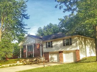 205 W Dauxville Dr, Richmond, MO 64085
