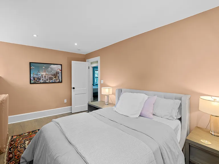 2329 Porter St NW — Photo 40