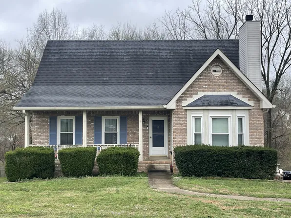 3114 Larson Ln, Clarksville, TN 37043