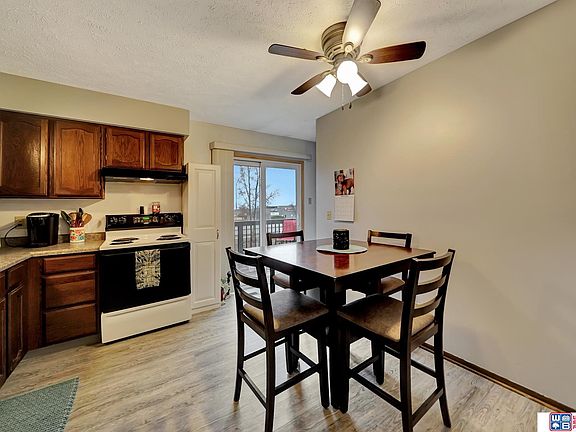 5th image of 2710 NW 49th St