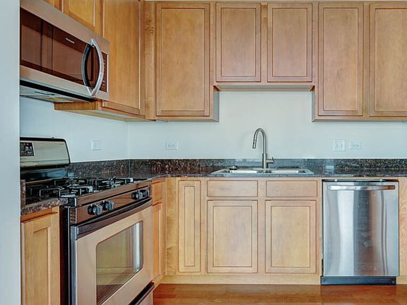 2nd image of 2951 N Clybourn Ave Unit 404