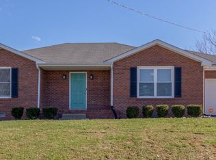 1217 Crystal Dr, Clarksville, TN 37042