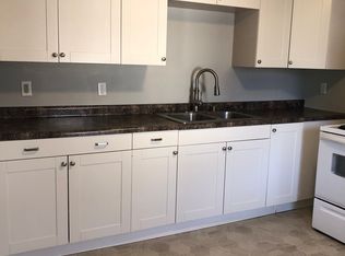 917 W 12th St, Sioux Falls, SD 57104