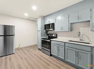 2109 W Avenue B, Temple, TX 76504