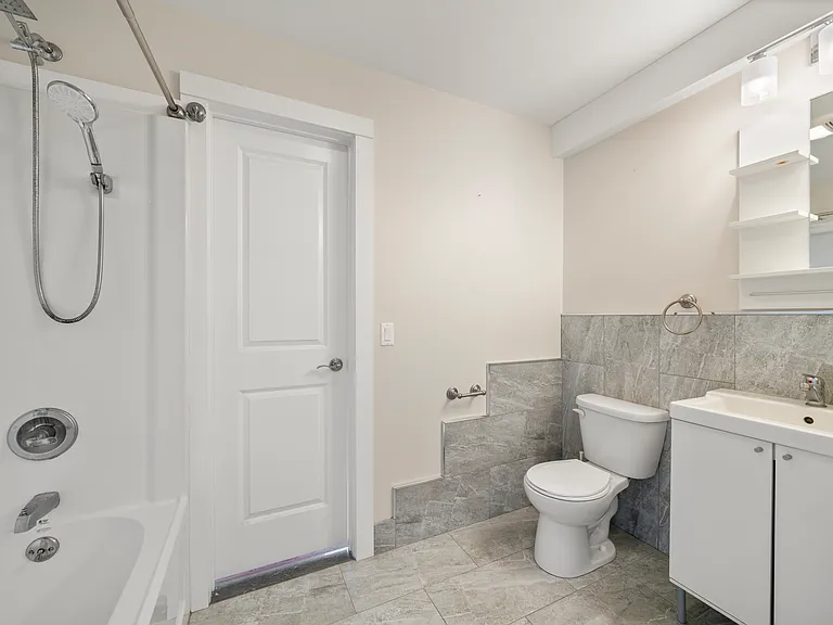 575 Hoboken Rd #9 — Photo 14