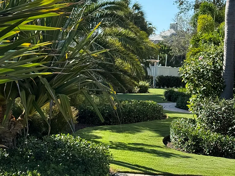 512 Periwinkle Way — Photo 13
