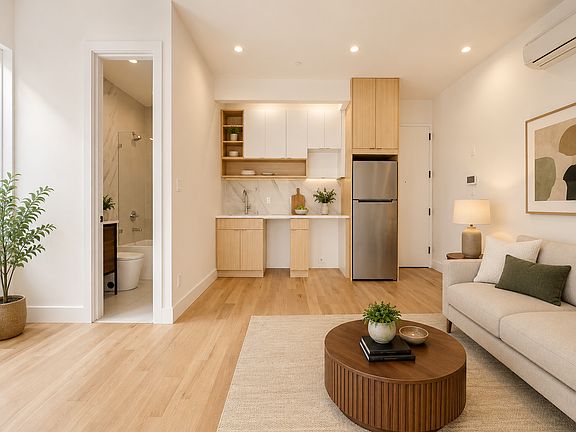 4th image of 408 Hawthorne St #4R