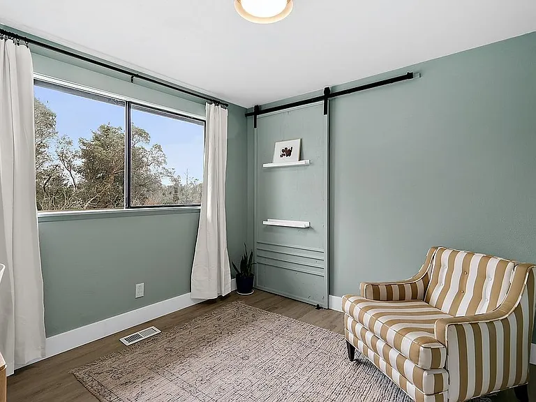 5046 N Lexington St — Photo 9
