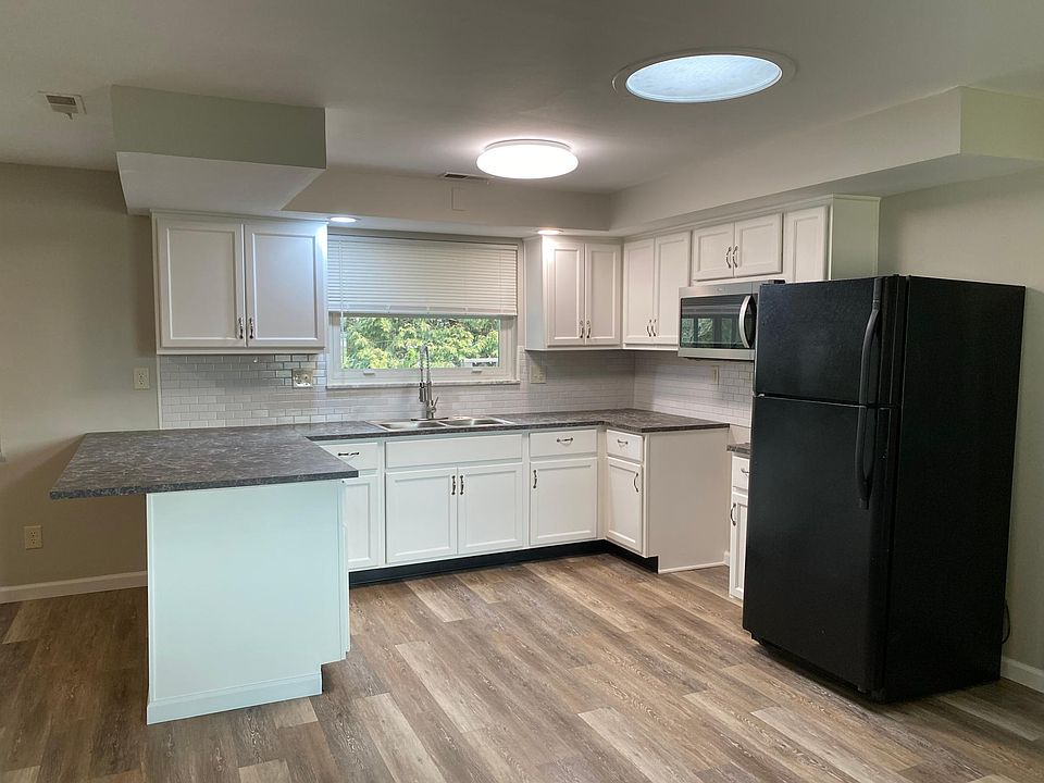 1st image of 5726 Terrace Park Dr