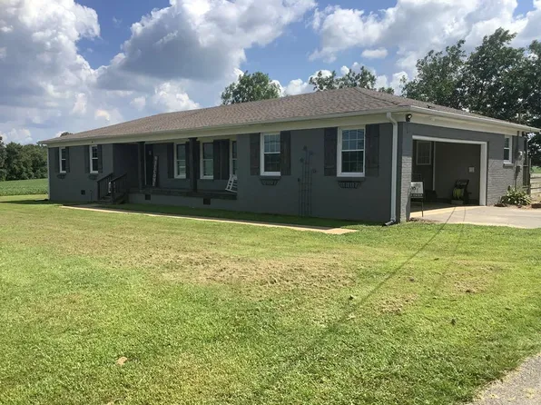 940 Buena Vista Rd, Huntingdon, TN 38344