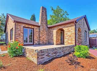 921 Ford Ave, Bremerton, WA 98312