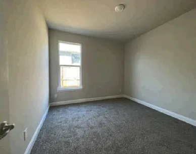 2112 Blackcap St — Photo 5