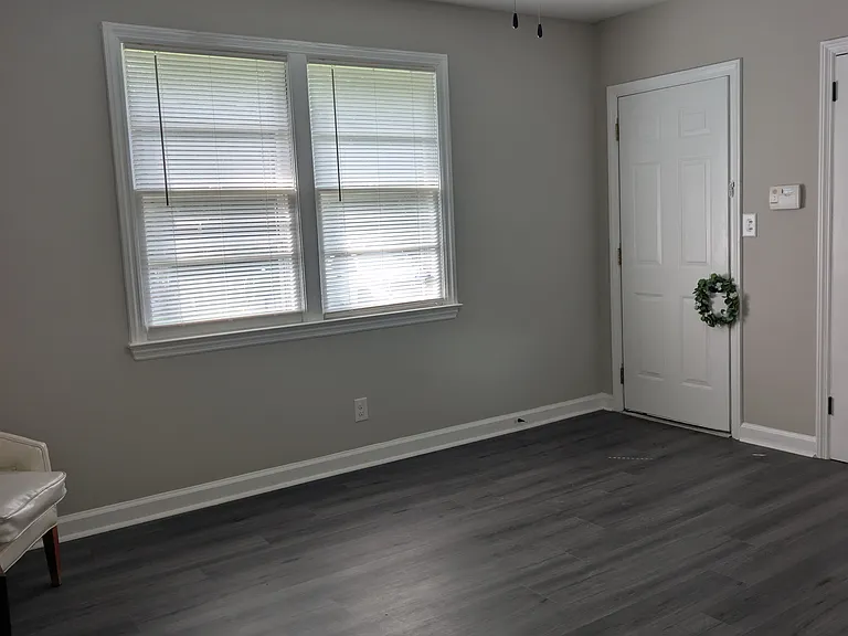 1013 Pinelane Rd — Photo 12