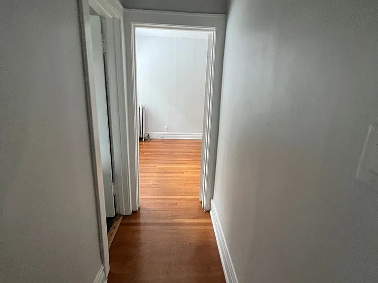 605 Hinman — Photo 20