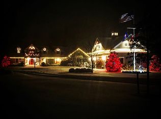 236 Southdown Rd, Lloyd Harbor, NY 11743