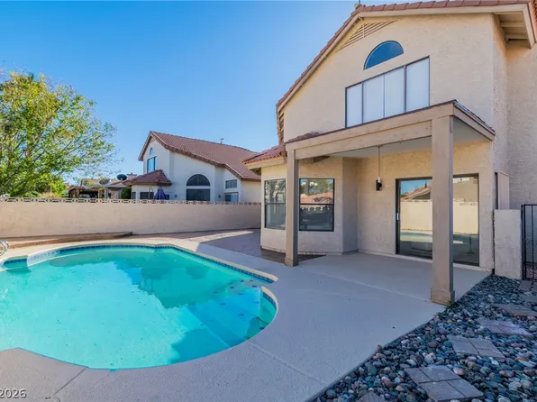 370 Rushing Creek Ct, Henderson, NV 89014