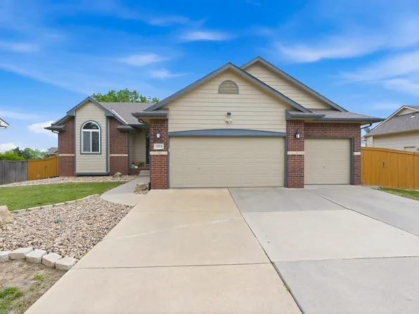 1024 N Crest St, Wichita, KS 67206