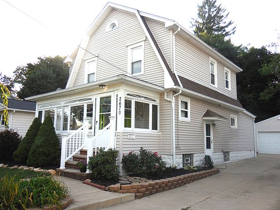 3rd image of 2670 3rd St