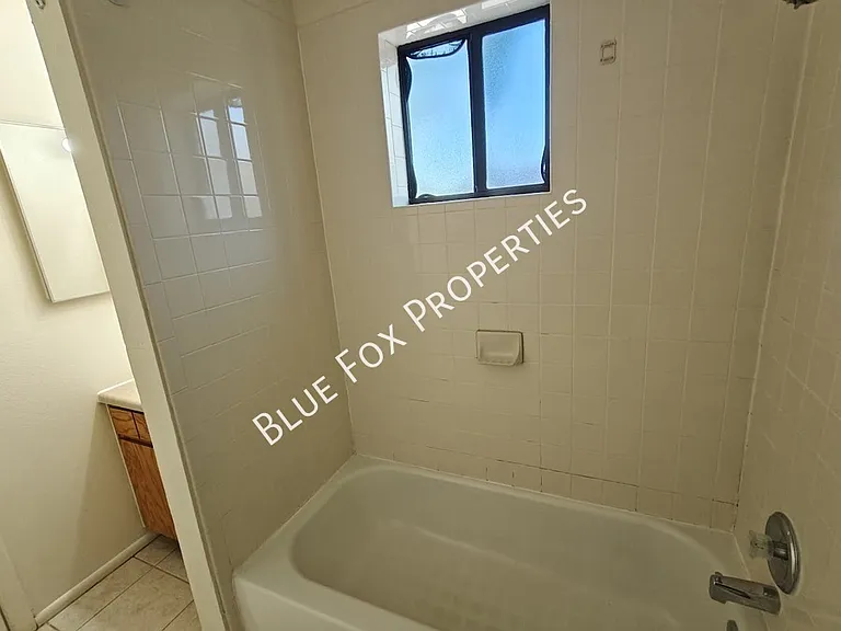 3318 E Bellevue St #B — Photo 43