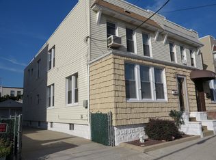 7811 69th Rd, Middle Village, NY 11379