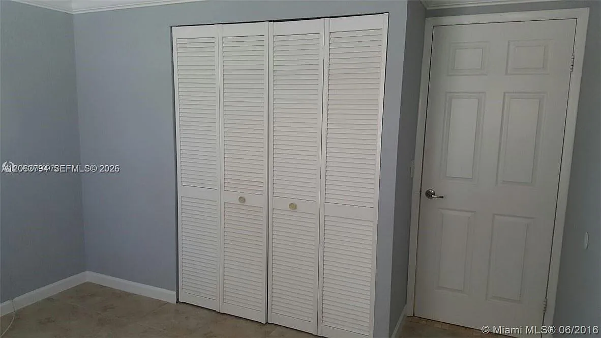 2 bed, 1.0 bath, $2,000 — Photo 3