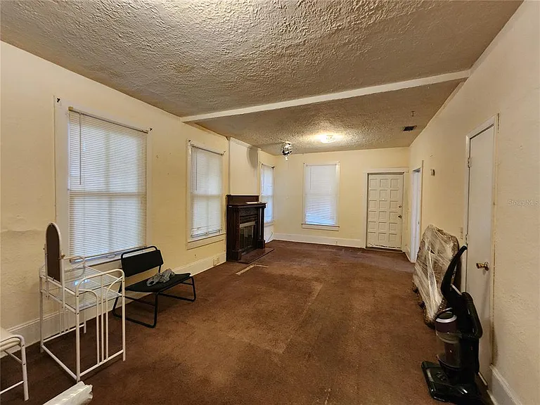 812 SE 4th Ave — Photo 7