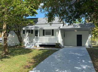 775 Yukon St NE, Palm Bay, FL 32907