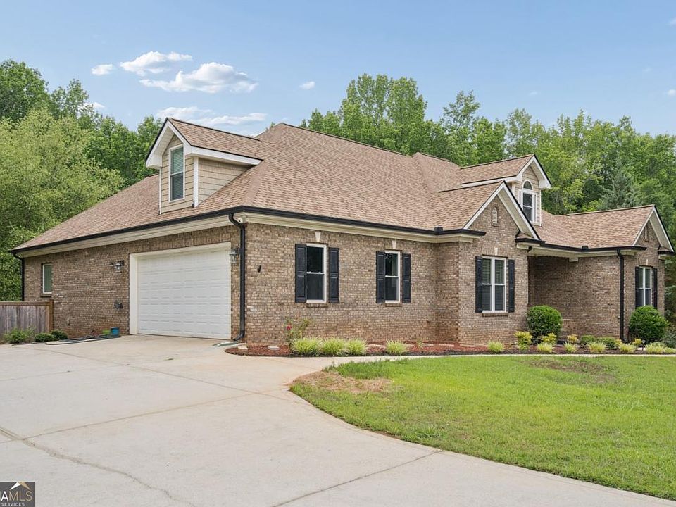 1st image of 125 Mackey Rd