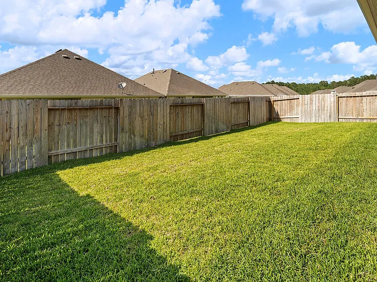 1539 Oakdale Crest Rd — Photo 35