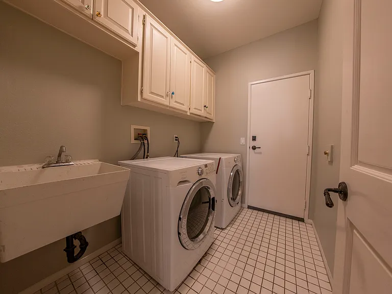 9756 Keeneland Row — Photo 9