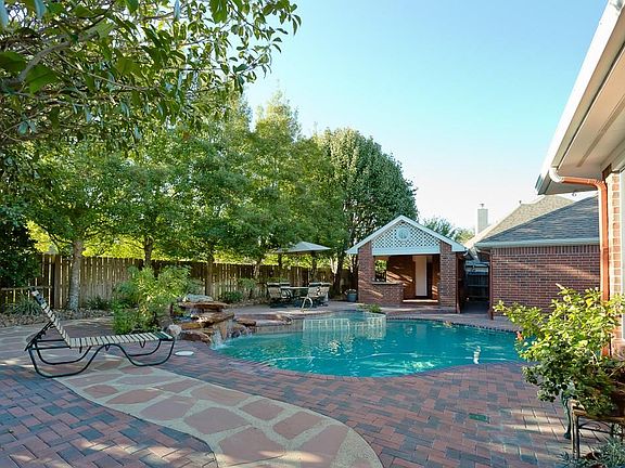 4th image of 5331 Indian Shores Ln