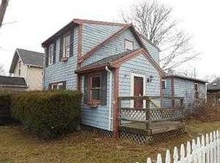 13 Vicksburg Pl, Newport, RI 02840