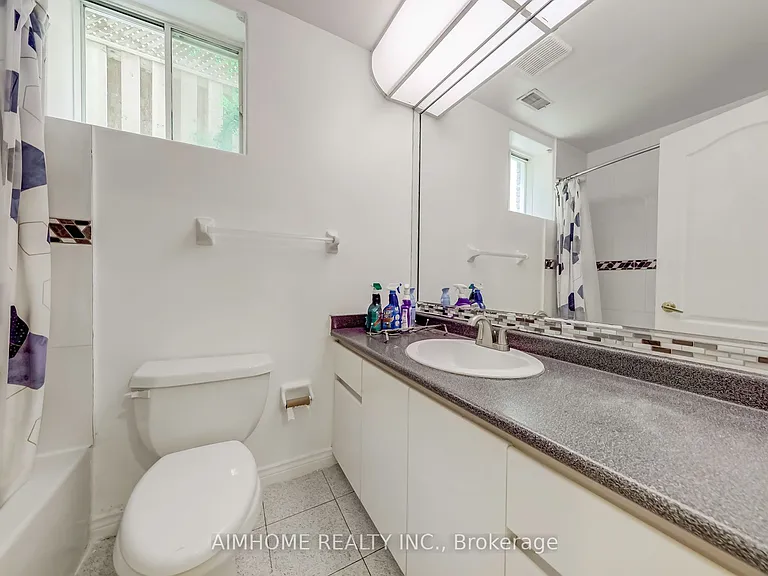 248 Dunview Ave #L — Photo 14
