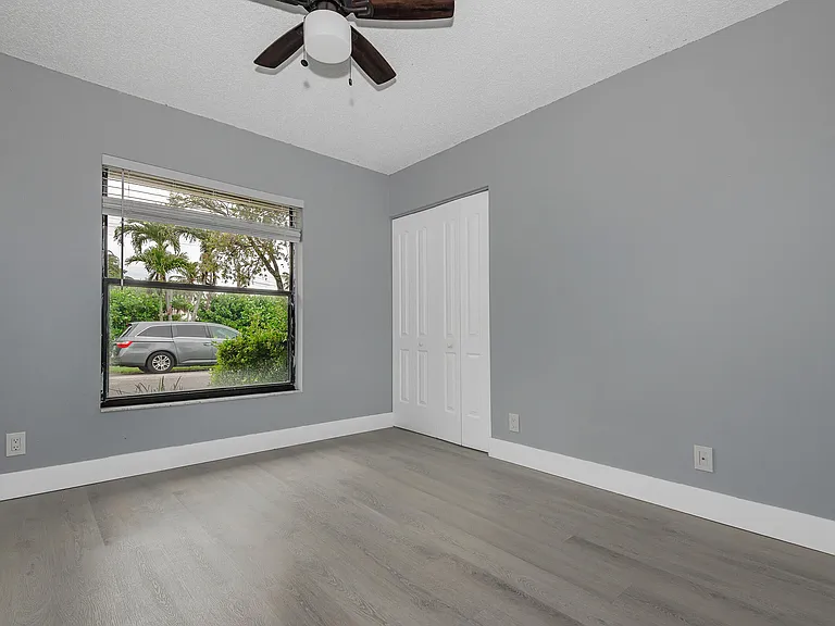 161 Meadows Dr #161 — Photo 19