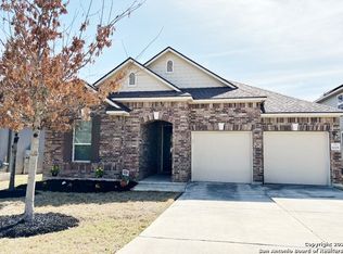 11208 Hill Top Bnd, Helotes, TX 78023