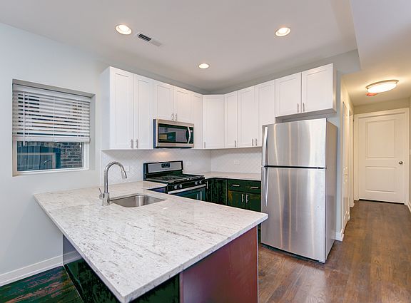 2nd image of 3015 W Wellington Ave #2