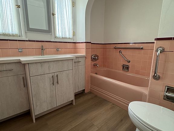 2nd image of 120 N Orlando Ave #120
