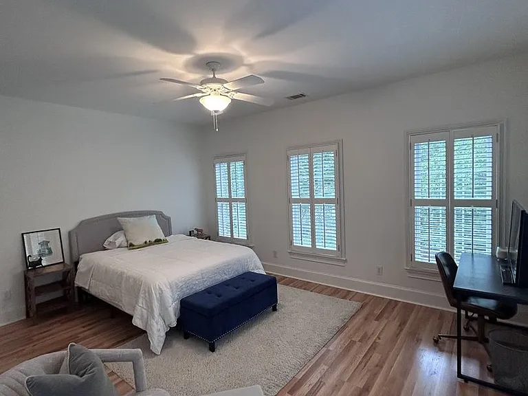 212 Village Walk Ln — Photo 17