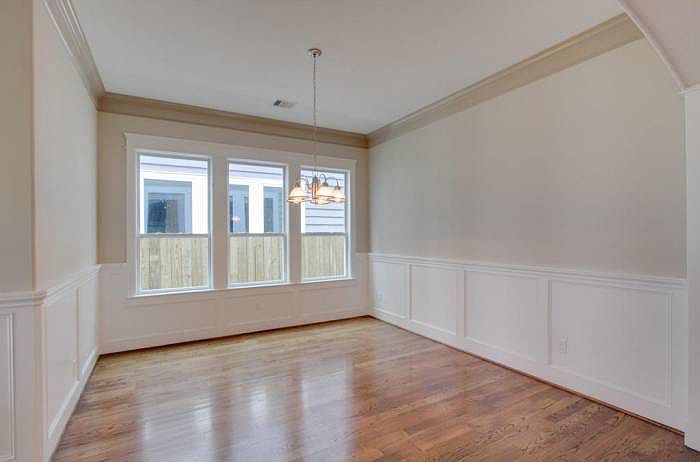 2nd image of 641 Rutland St