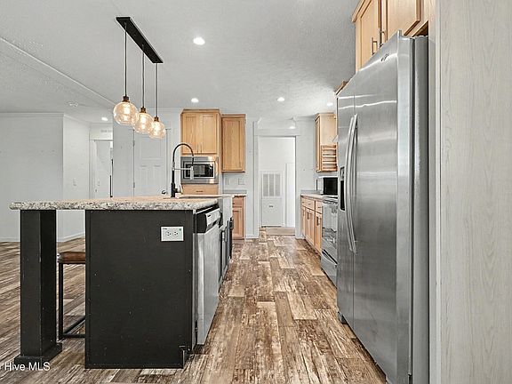 5th image of 4772 Trace Court SE