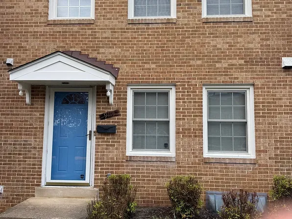 9114 Omar Ct, Fairfax, VA 22031