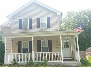 211 Curtis St, Meriden, CT 06450